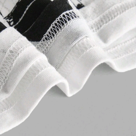 Nwot character cropped batman tee - Picture 7 of 8